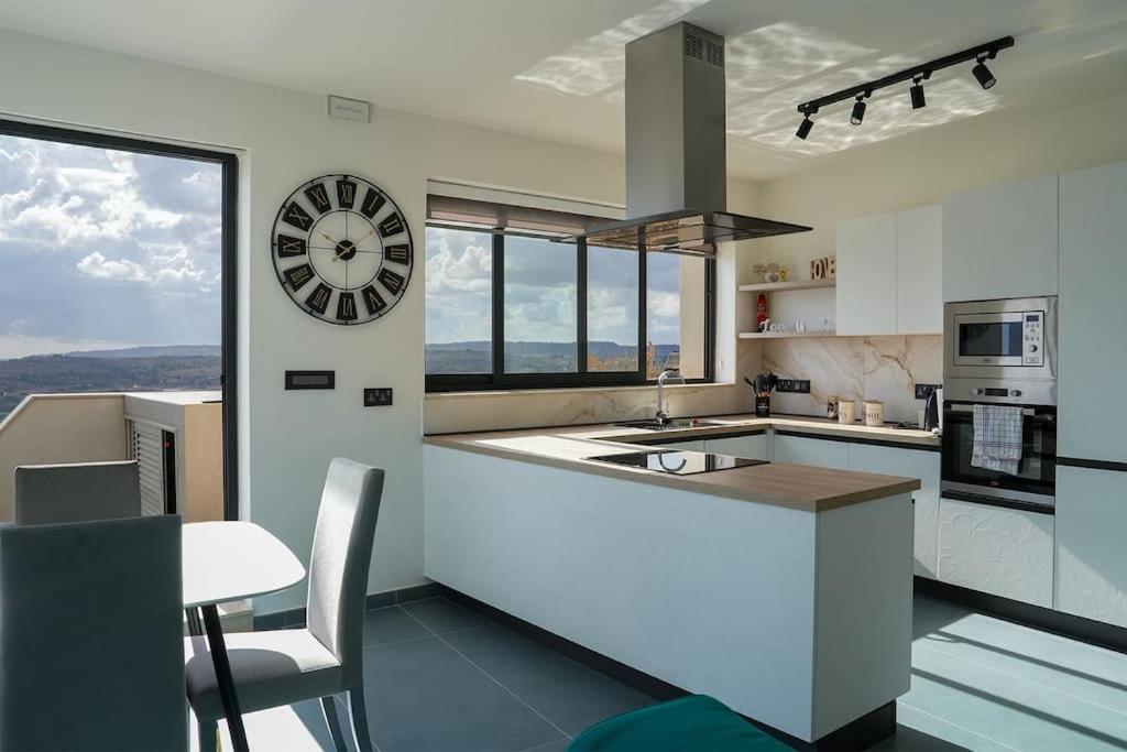 Lux Sea&Country Views With Pool Apartment Mellieħa Екстериор снимка
